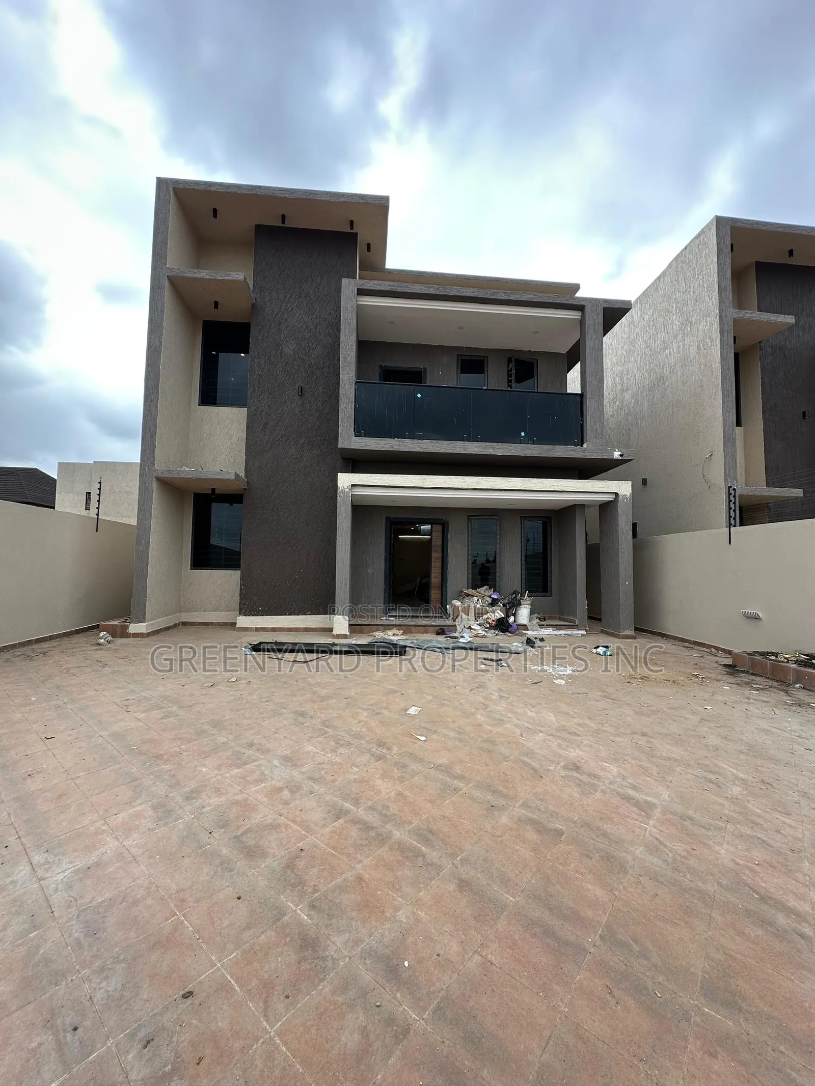 5bdrm House in Hills, East Legon for sale in East Legon