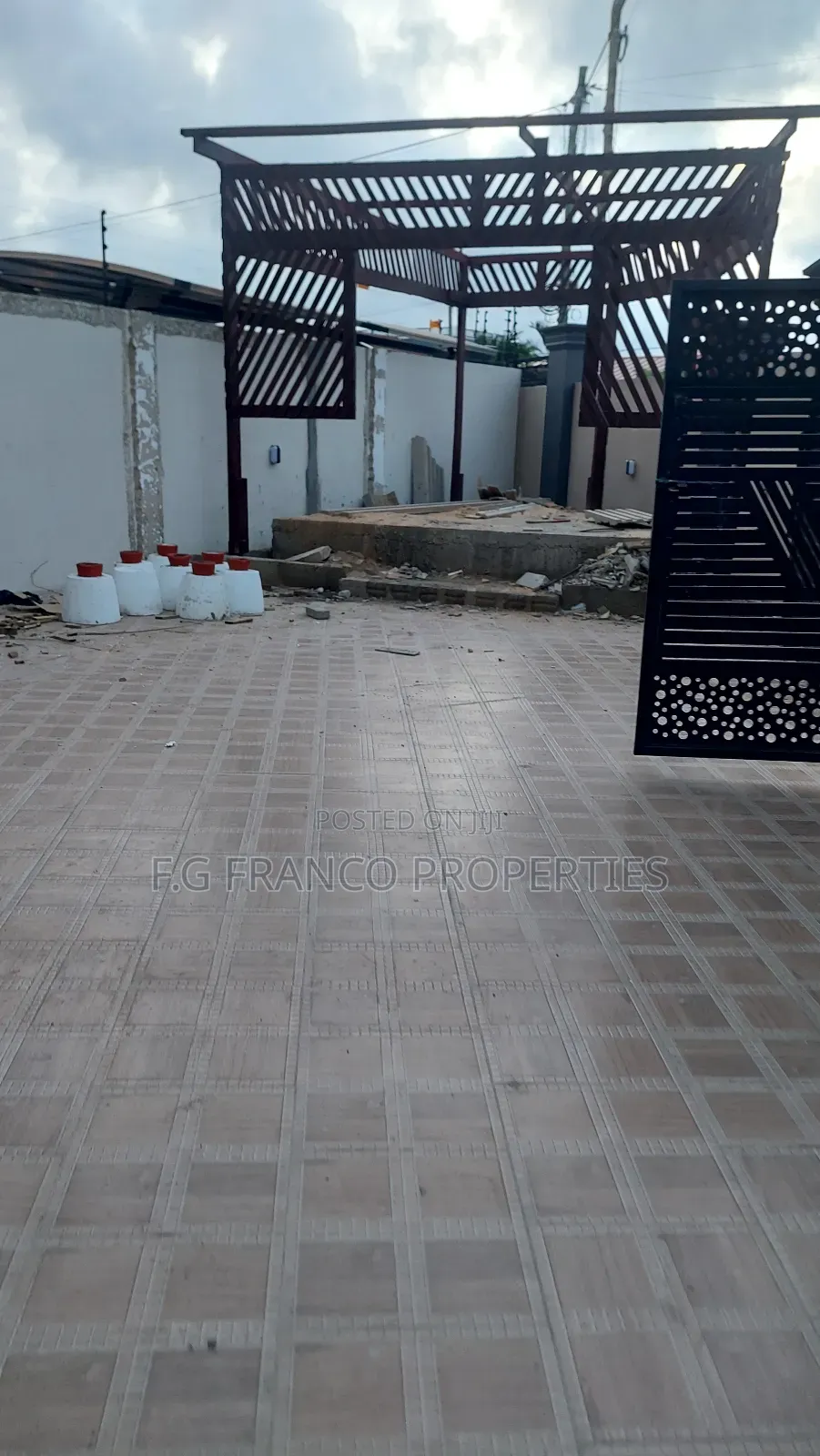 4bdrm House in Kg.Franco Properties, Spintex for sale in Spintex