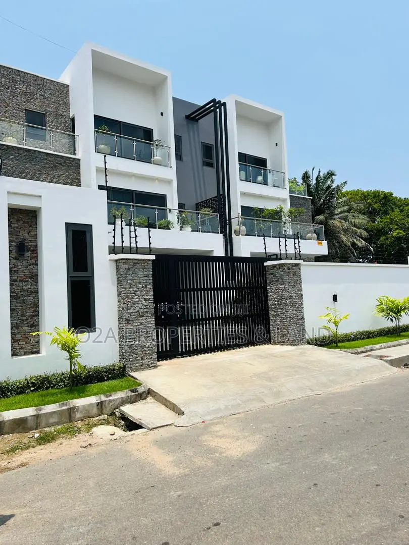 4bdrm House in Labone for sale in Labone Junction