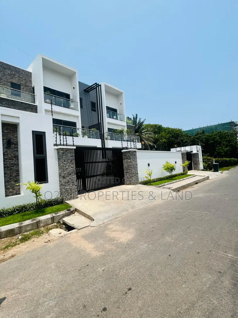 4bdrm House in Labone for sale in Labone Junction