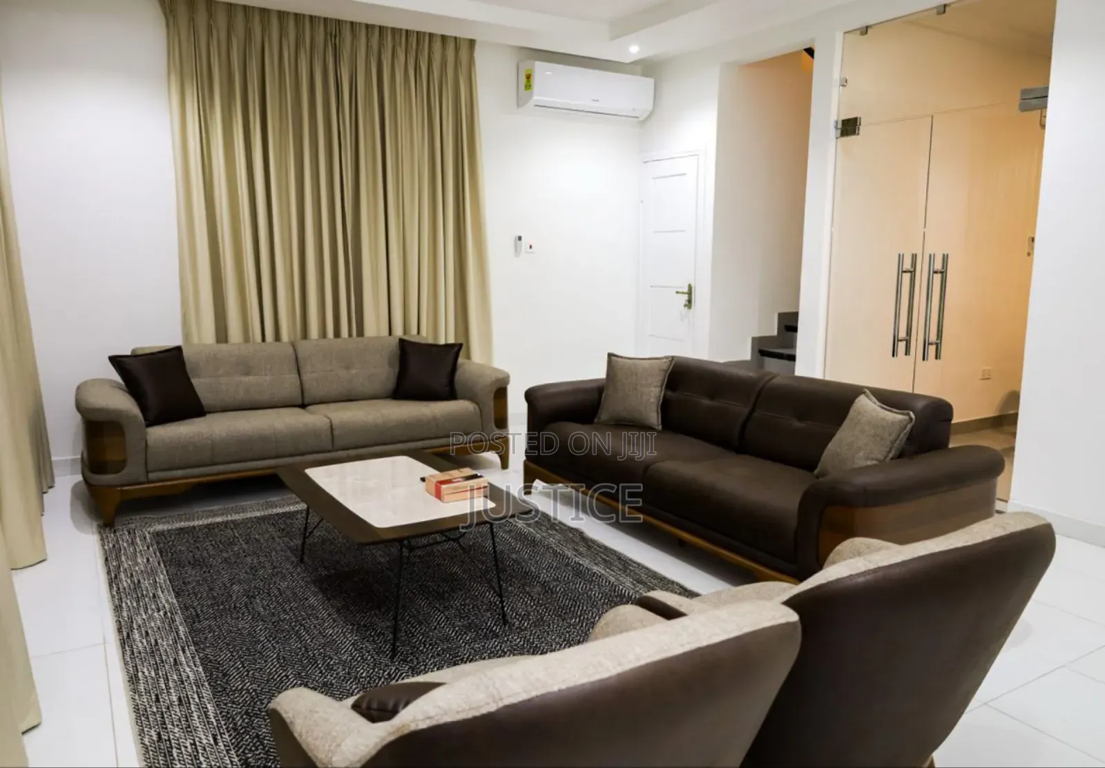 Furnished 3bdrm House in East Airport for rent in Airport Residential Area