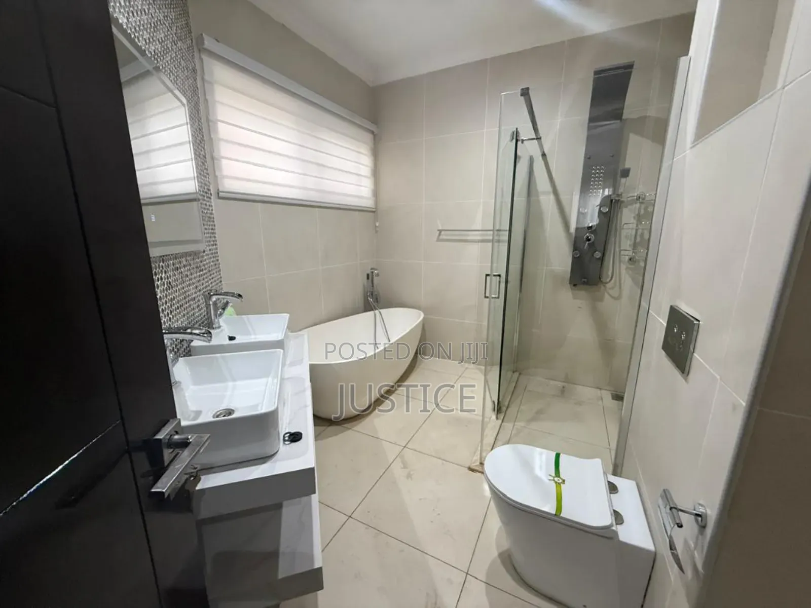 7bdrm Mansion in East Airport for rent in Airport Residential Area