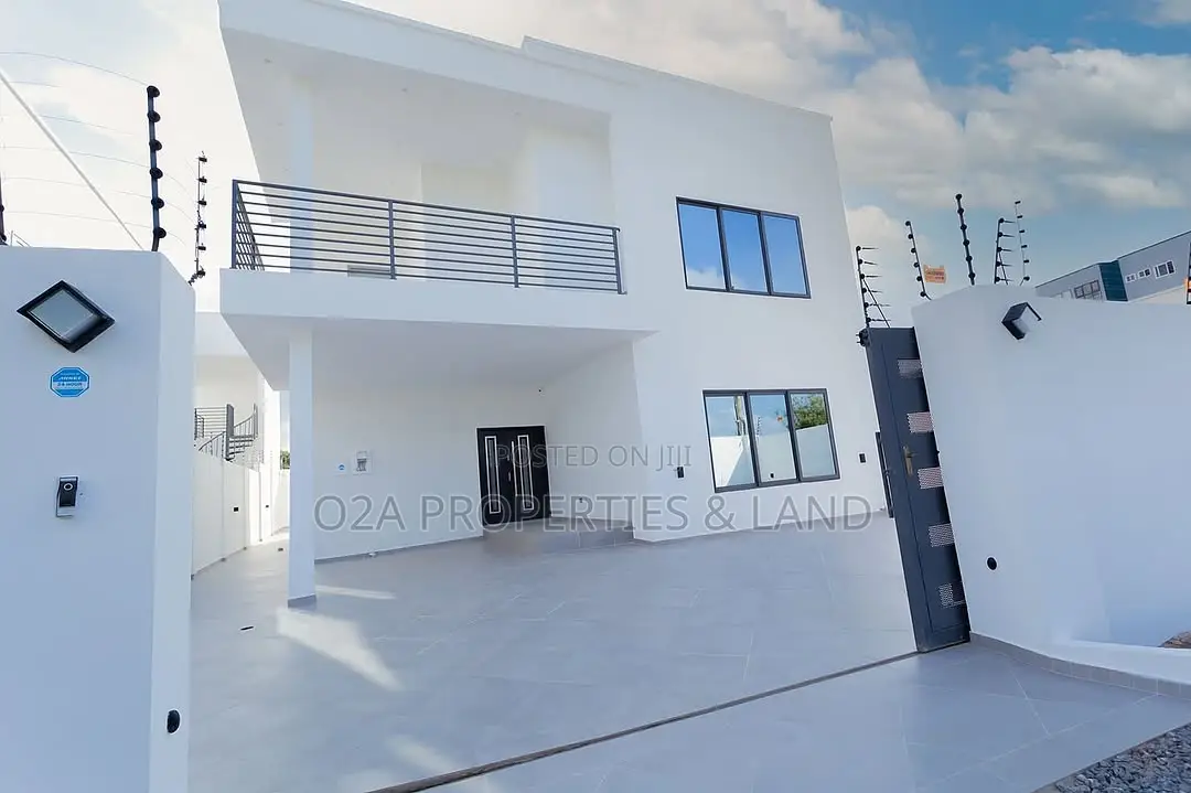 4bdrm House in East Legon Hills for sale in New Legon
