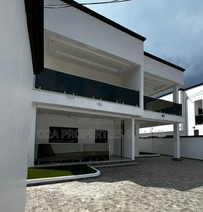 4bdrm House in East Legon, Bawaleshie for sale in Bawaleshie