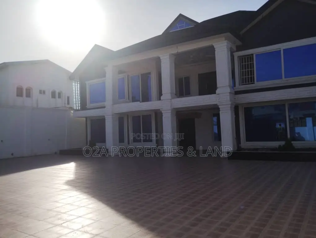 6bdrm House in Tesano, Abeka for rent in Abeka
