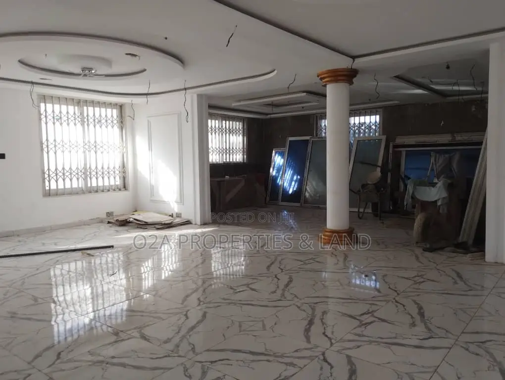 6bdrm House in Tesano, Abeka for rent in Abeka