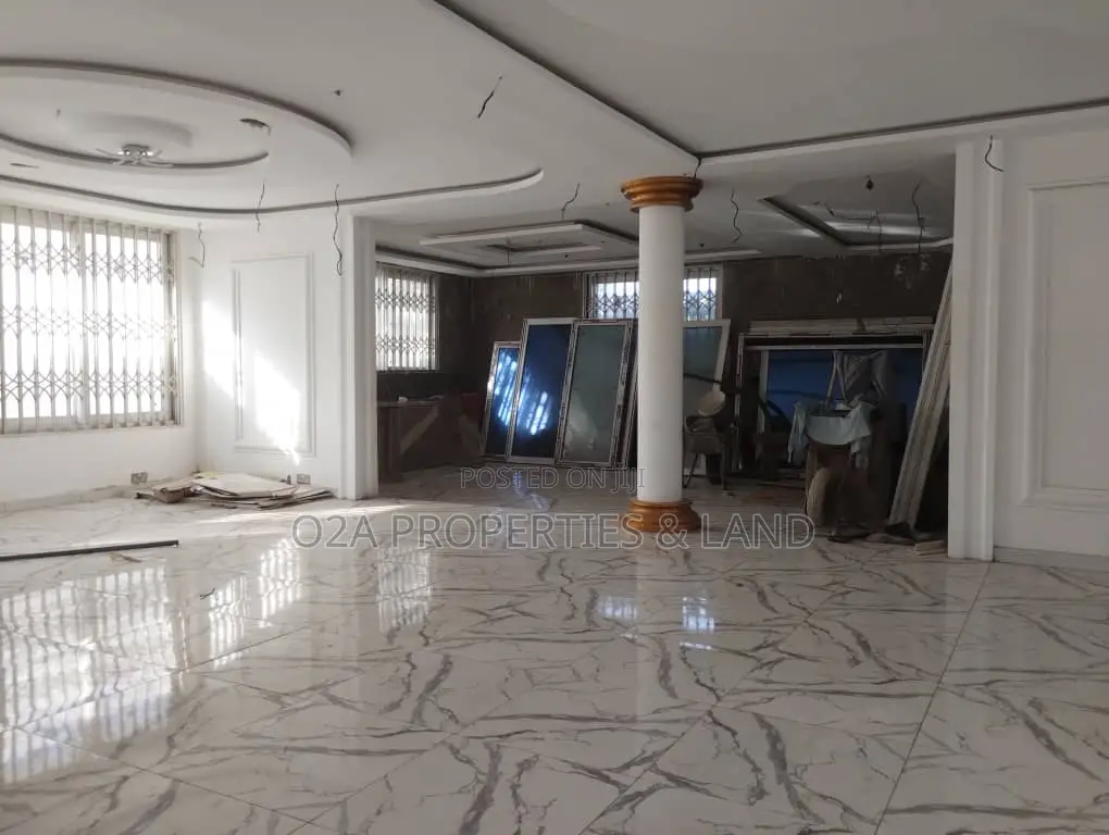 6bdrm House in Tesano, Abeka for rent in Abeka