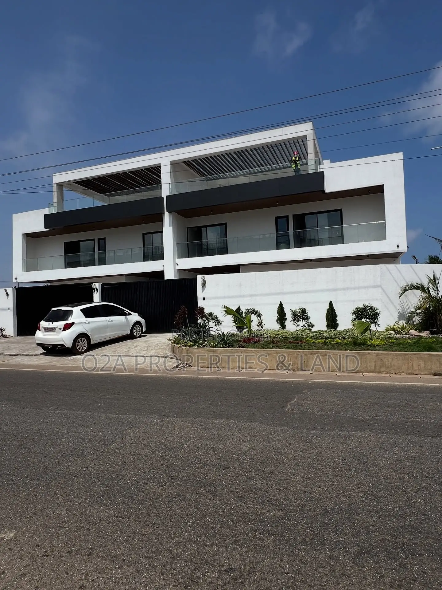 4bdrm House in Airport East for sale in Airport Residential Area