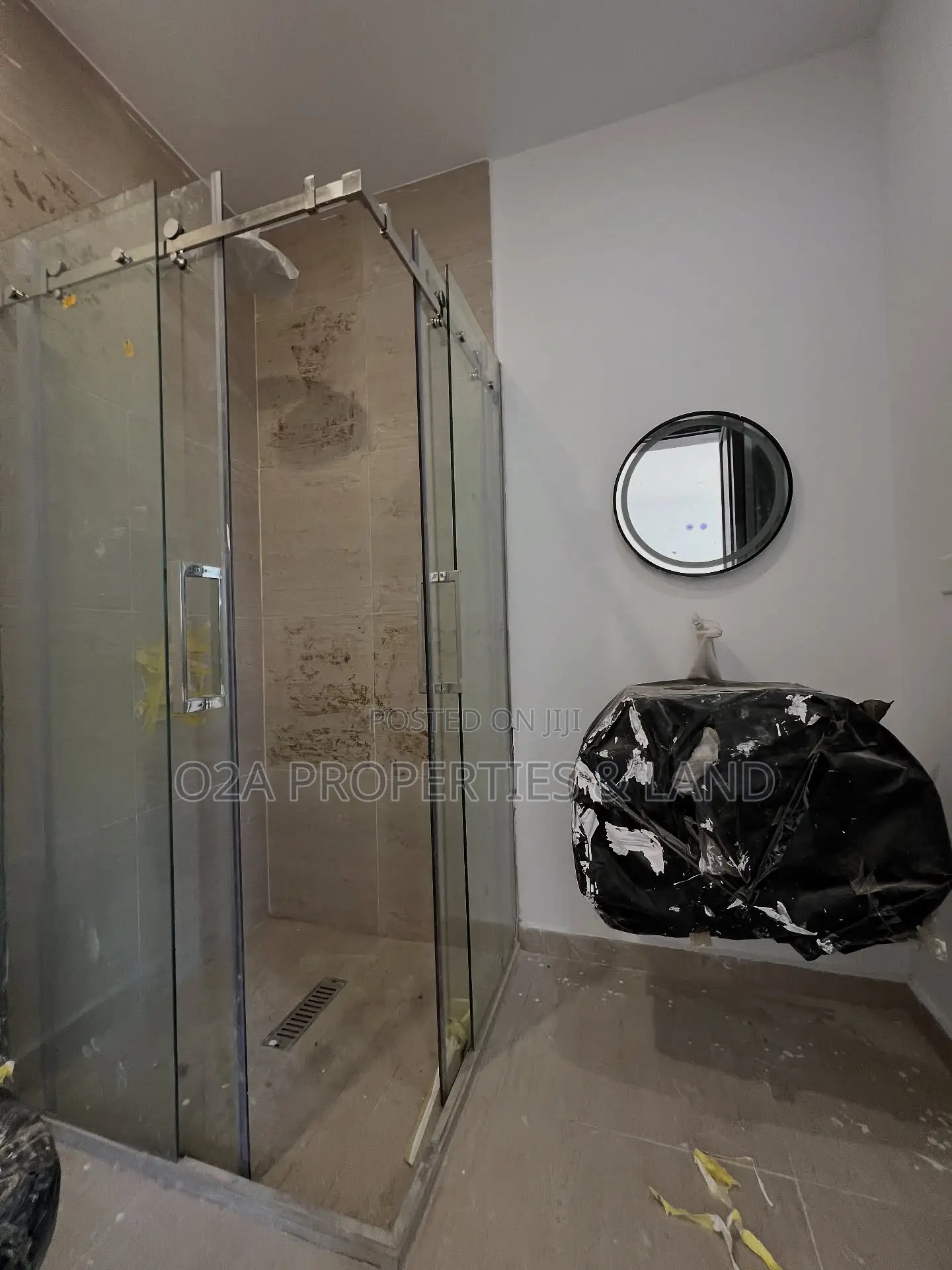 4bdrm House in Airport East for sale in Airport Residential Area