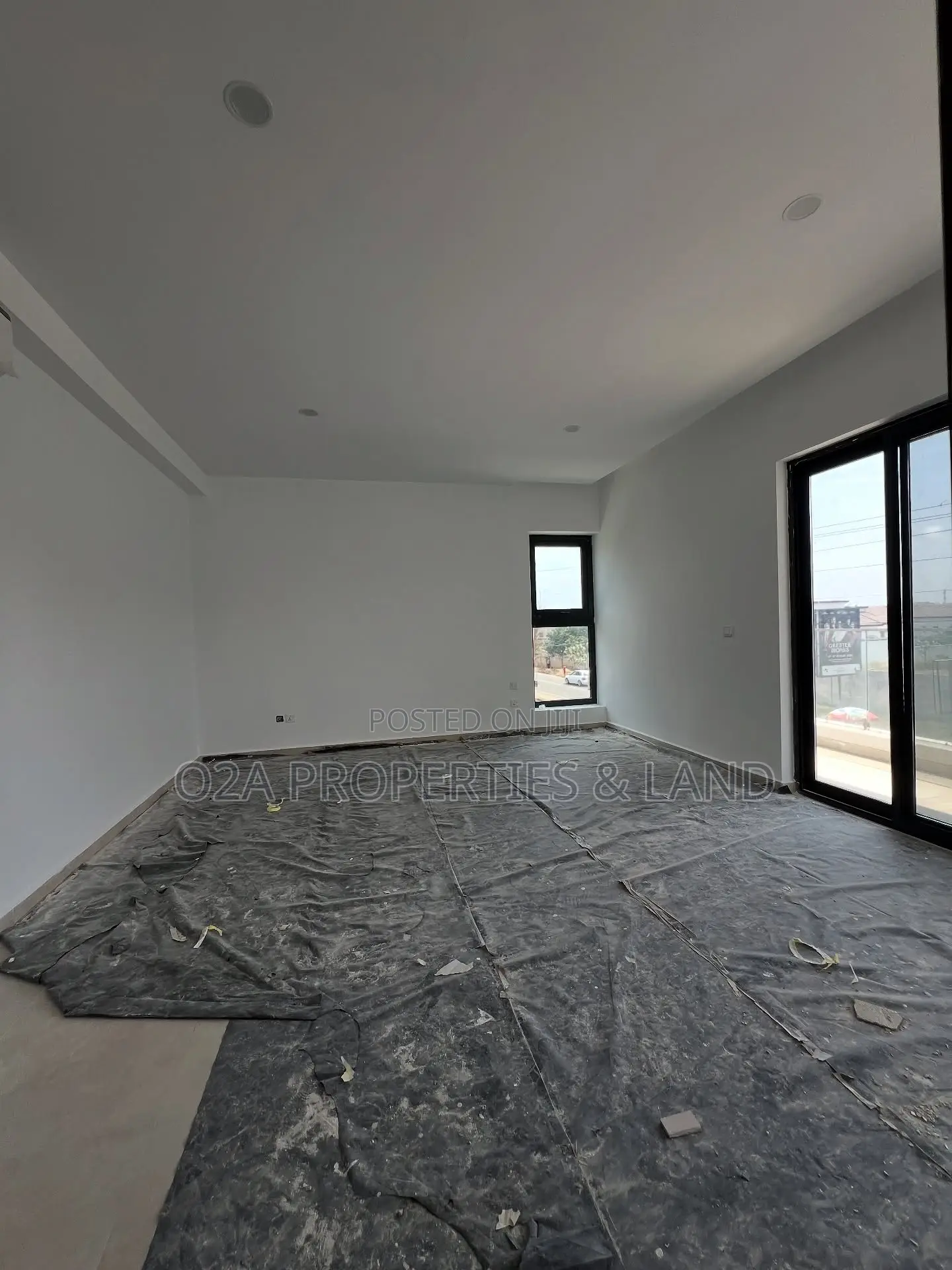 4bdrm House in East Airport for rent in Airport Residential Area