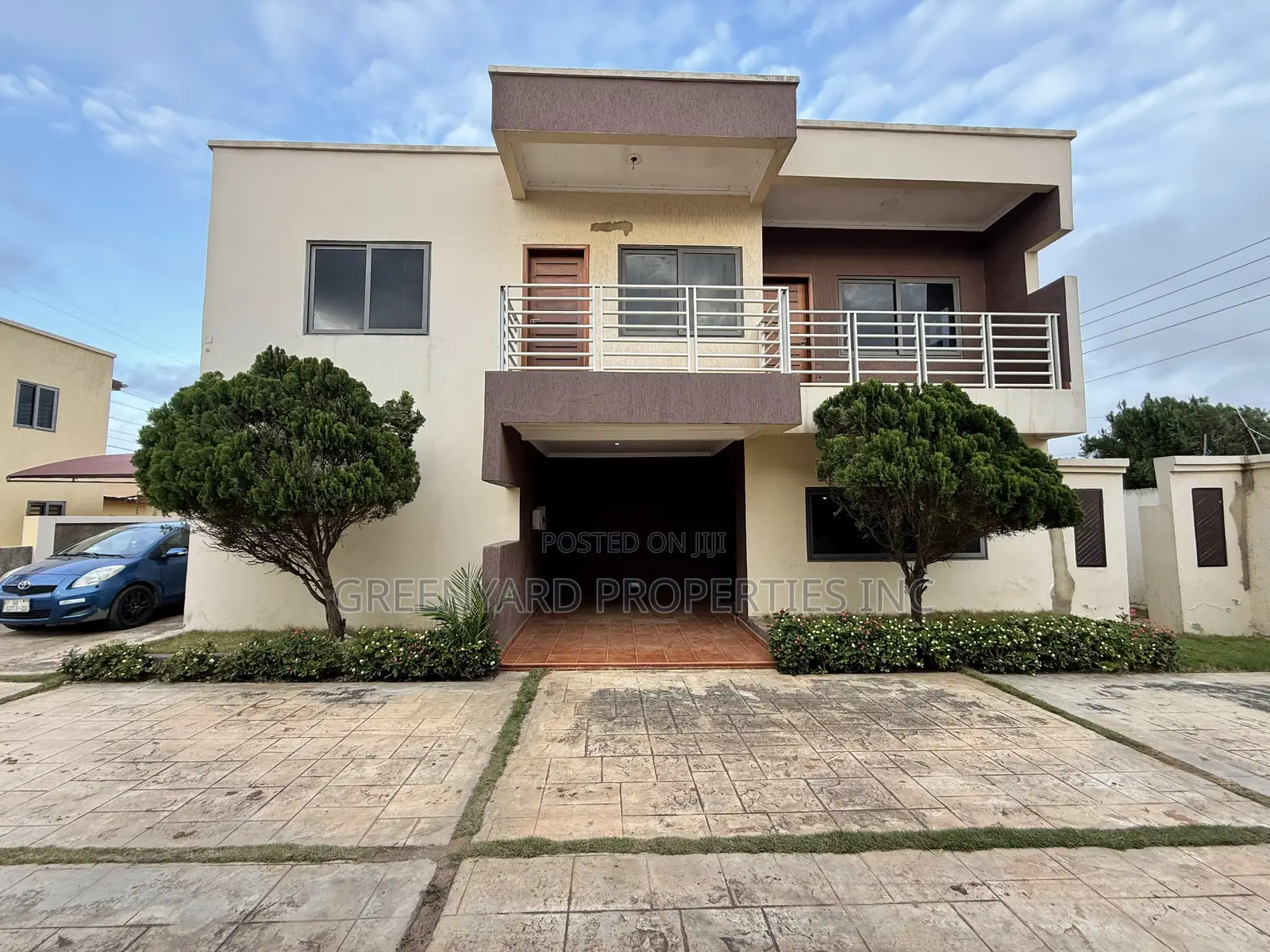 4bdrm Townhouse / Terrace in American House, East Legon for rent in East Legon