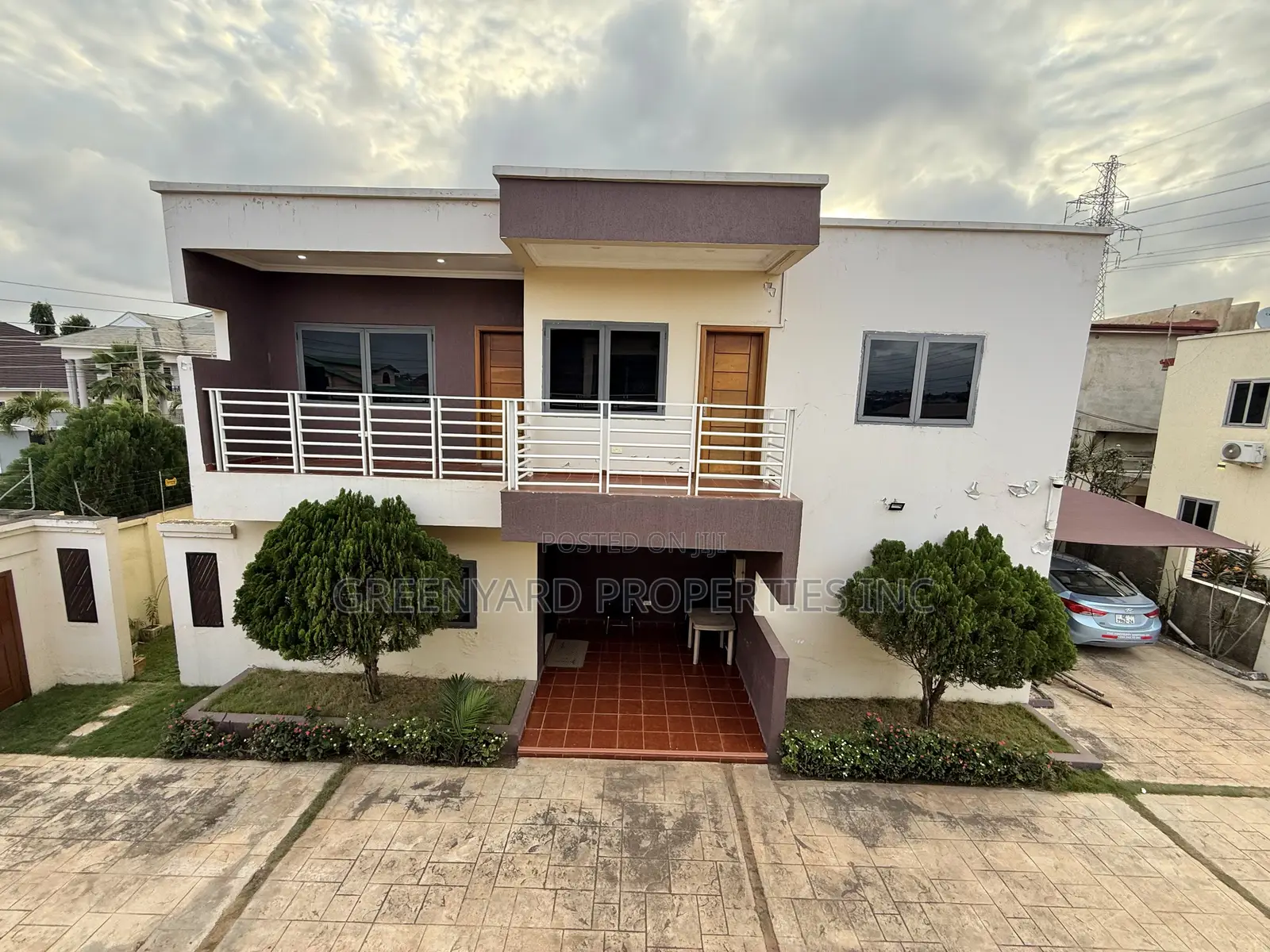 4bdrm Townhouse / Terrace in American House, East Legon for rent in East Legon