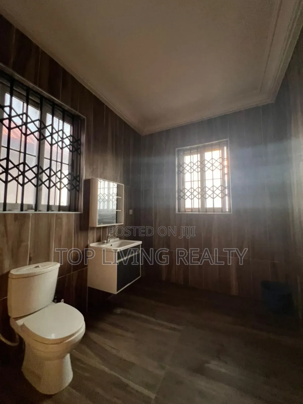 4bdrm House in Lakeside for rent in Lake Side Estate