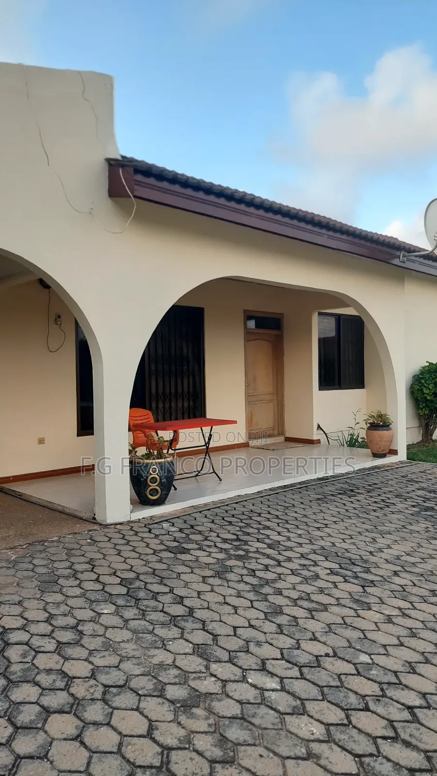 4bdrm House in Kg .Franco, Spintex for sale in Spintex
