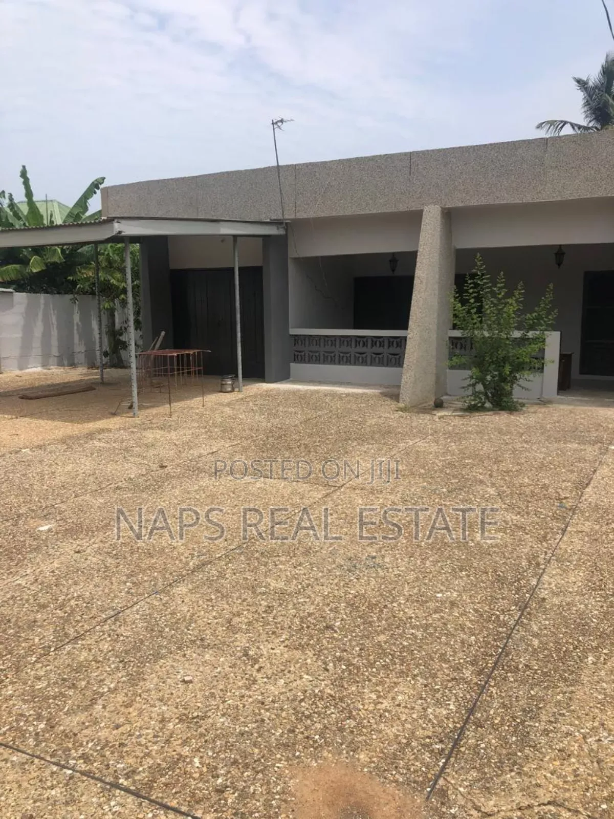 6bdrm House in Naps Real Estate, Teshie for rent in Teshie
