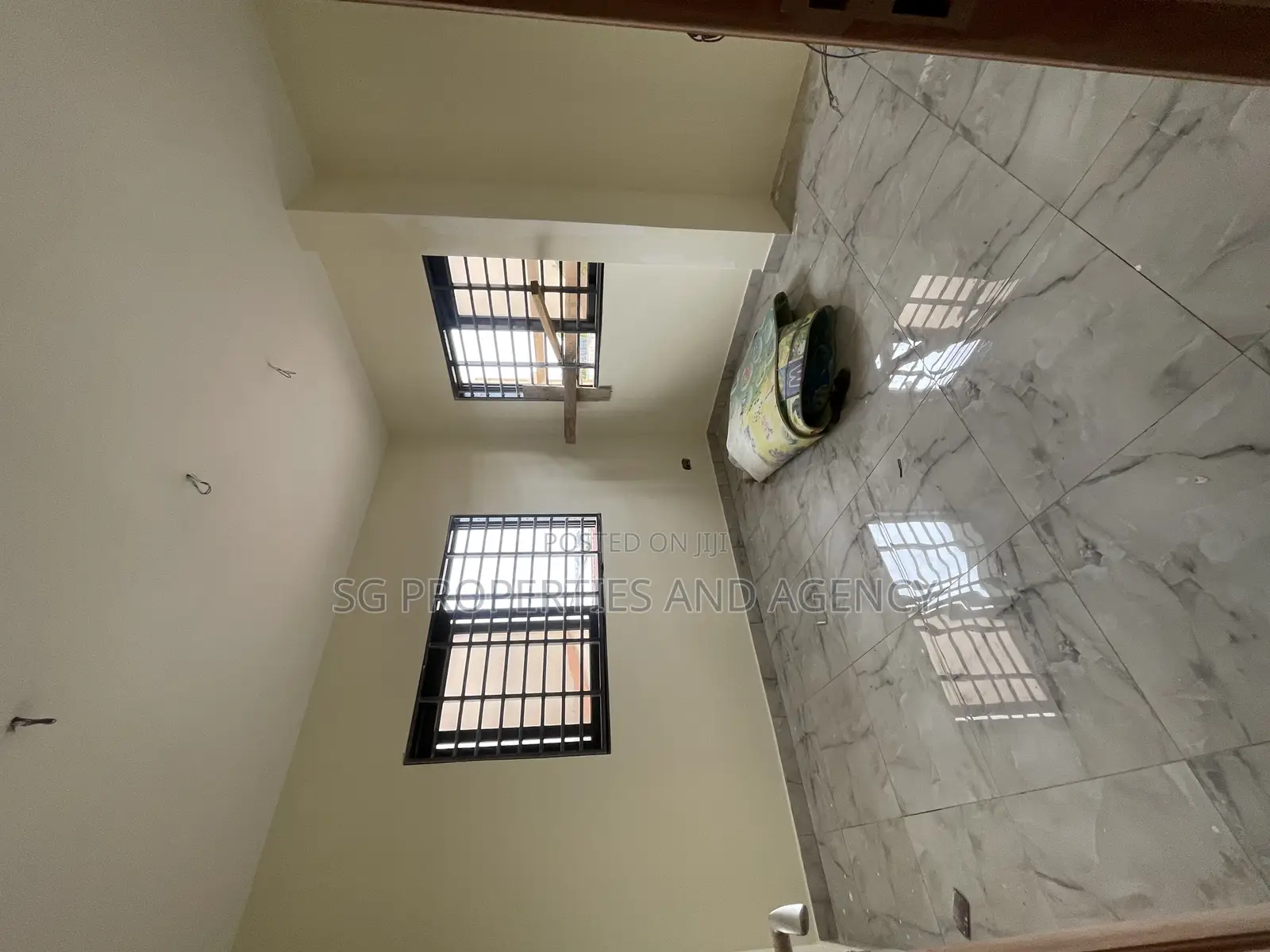 2bdrm Apartment in Lashibi, Sakumono for rent in Sakumono