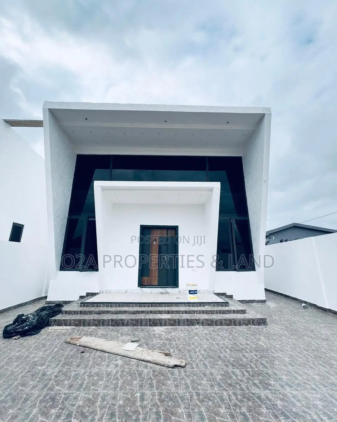 3bdrm House in Agbogba , North for sale in North Legon