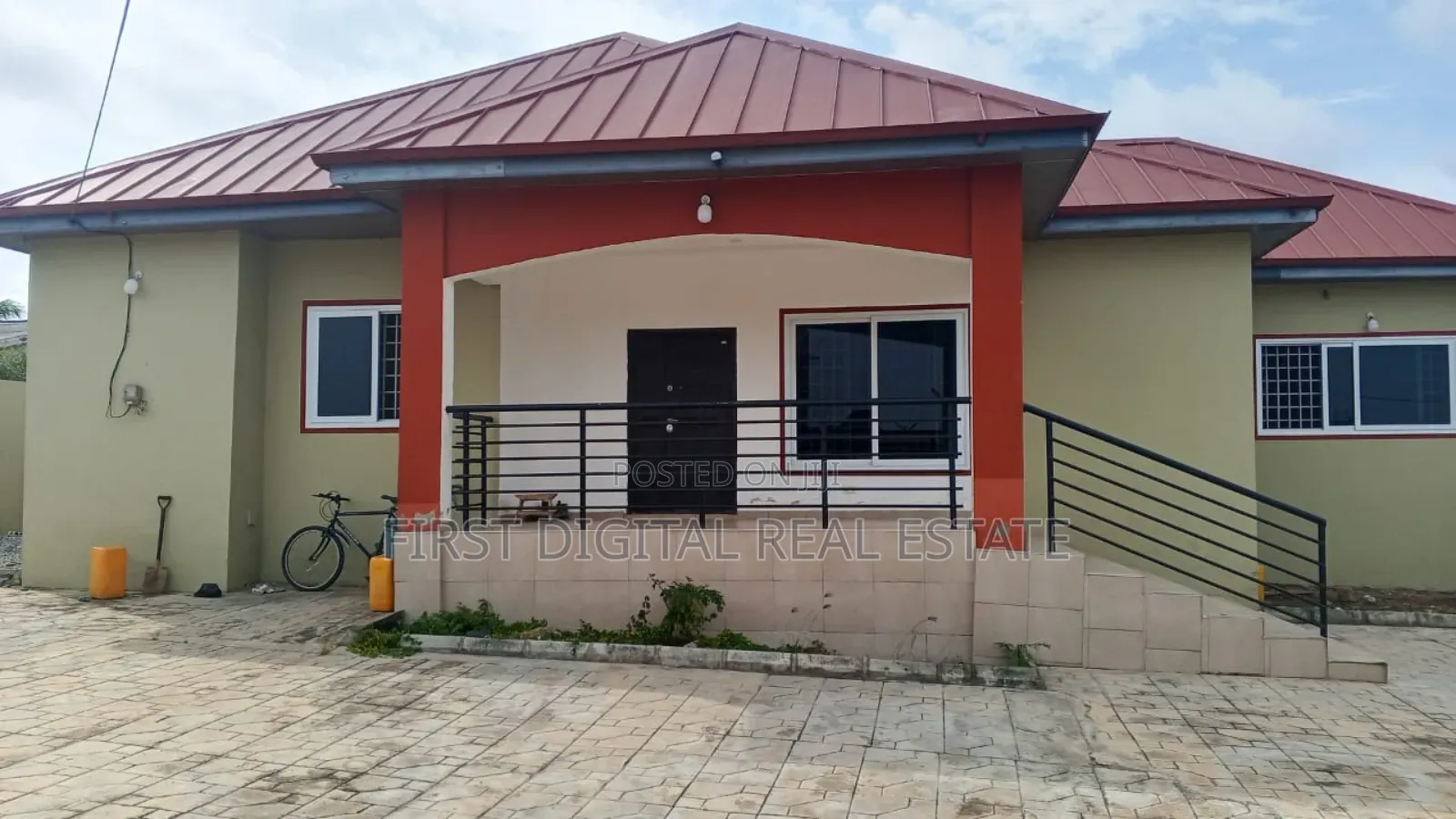 3 Bedroom Executive for Sale in Kasoa Roman in Kasoa
