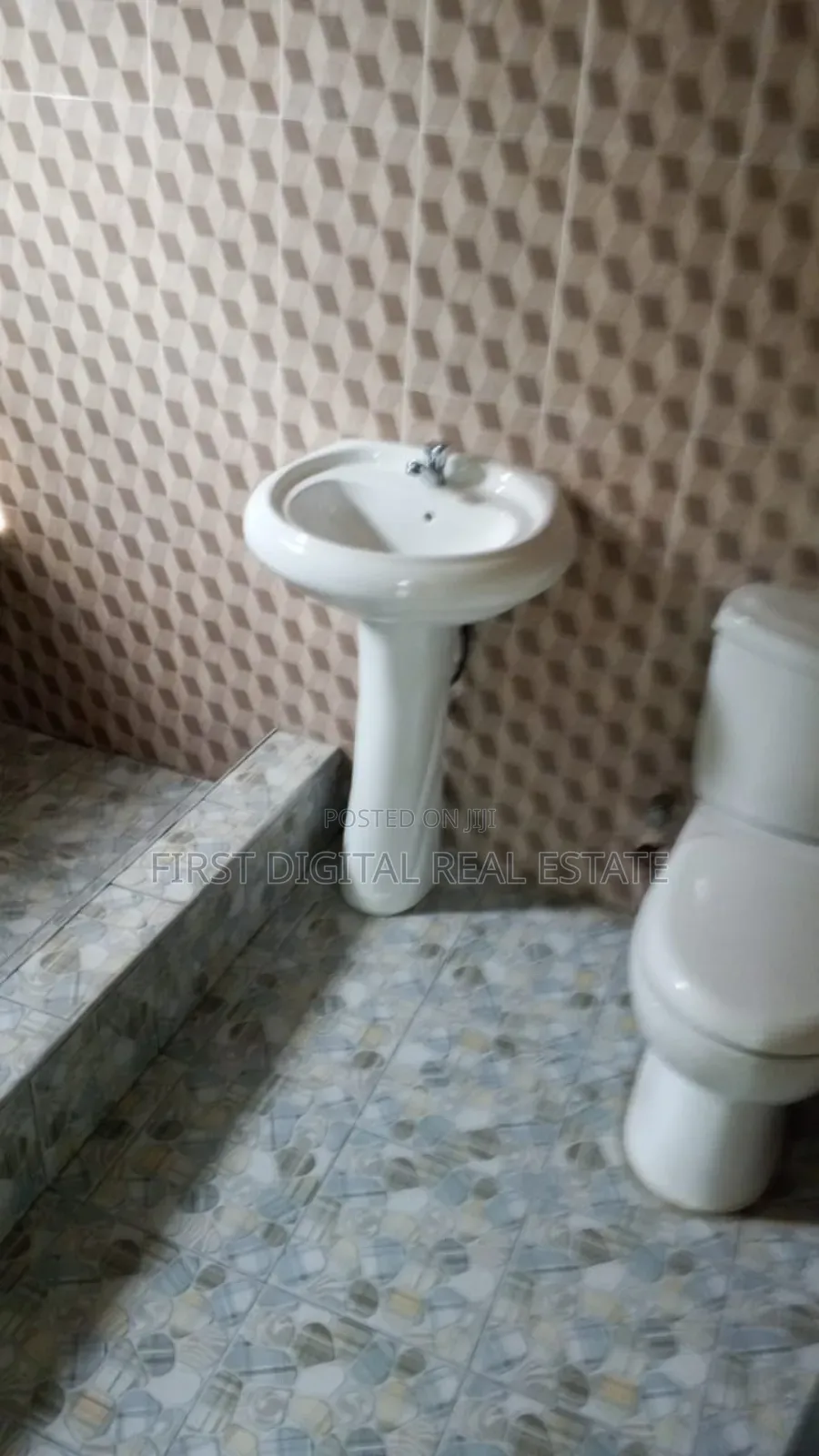3 Bedroom Executive for Sale in Kasoa Roman in Kasoa