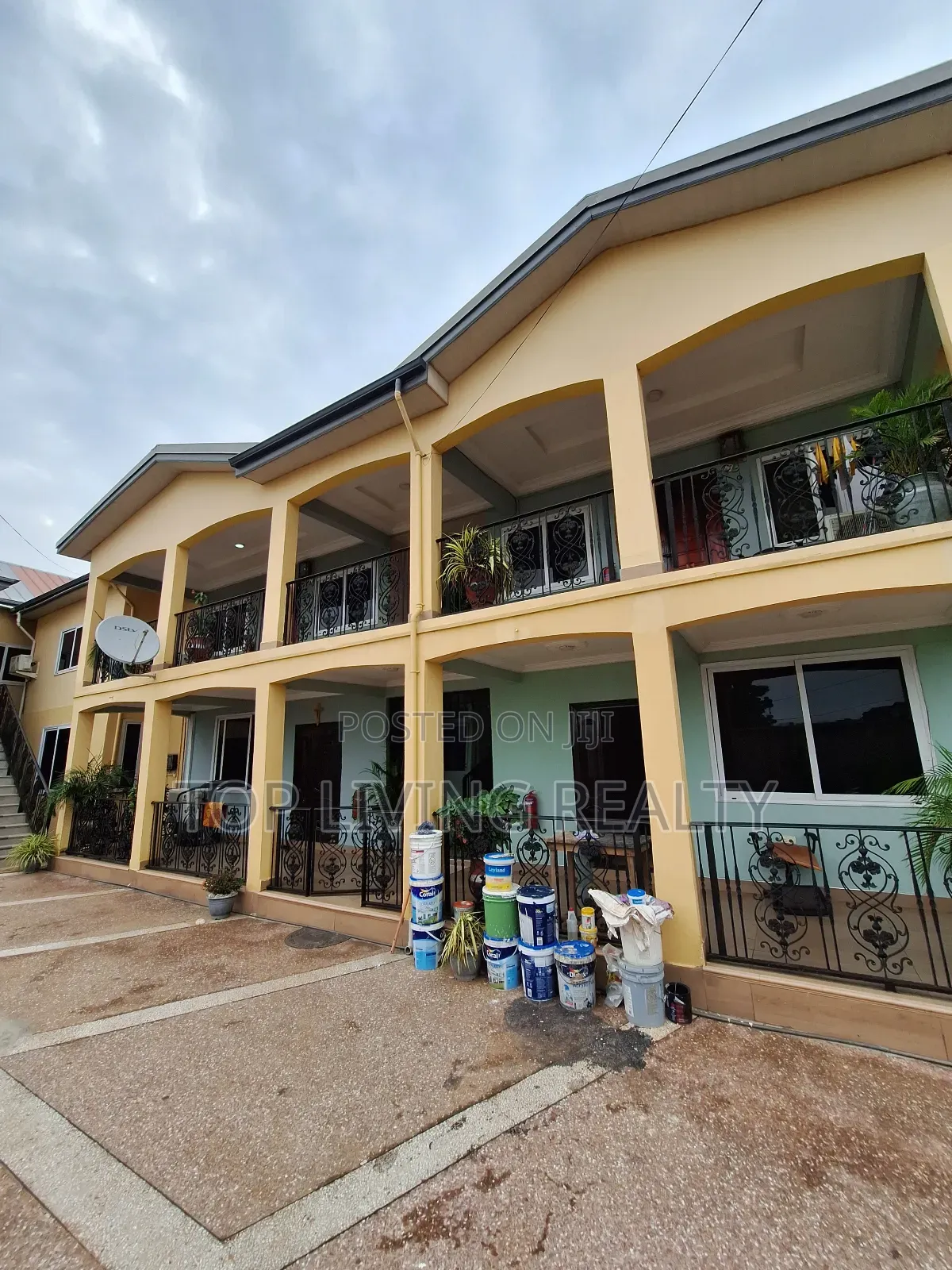 3bdrm Apartment in Ashaley Botwe for rent in Ashaley Botwe