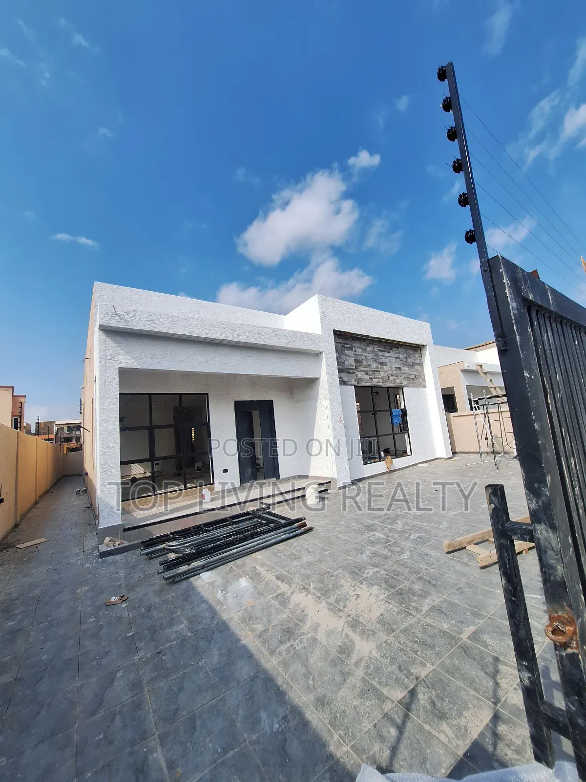 3bdrm Bungalow in Legon Hills, Ashaley Botwe for sale in Ashaley Botwe
