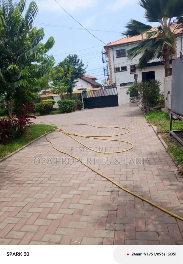 4bdrm House in Abelemkpe, Lincoln School Area for rent in Lincoln School Area