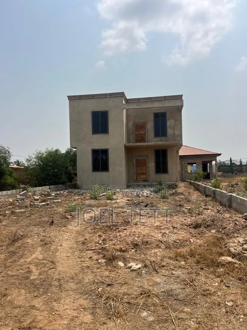 3bdrm House in Adom Estate, Tema Metropolitan for sale in Tema Metropolitan