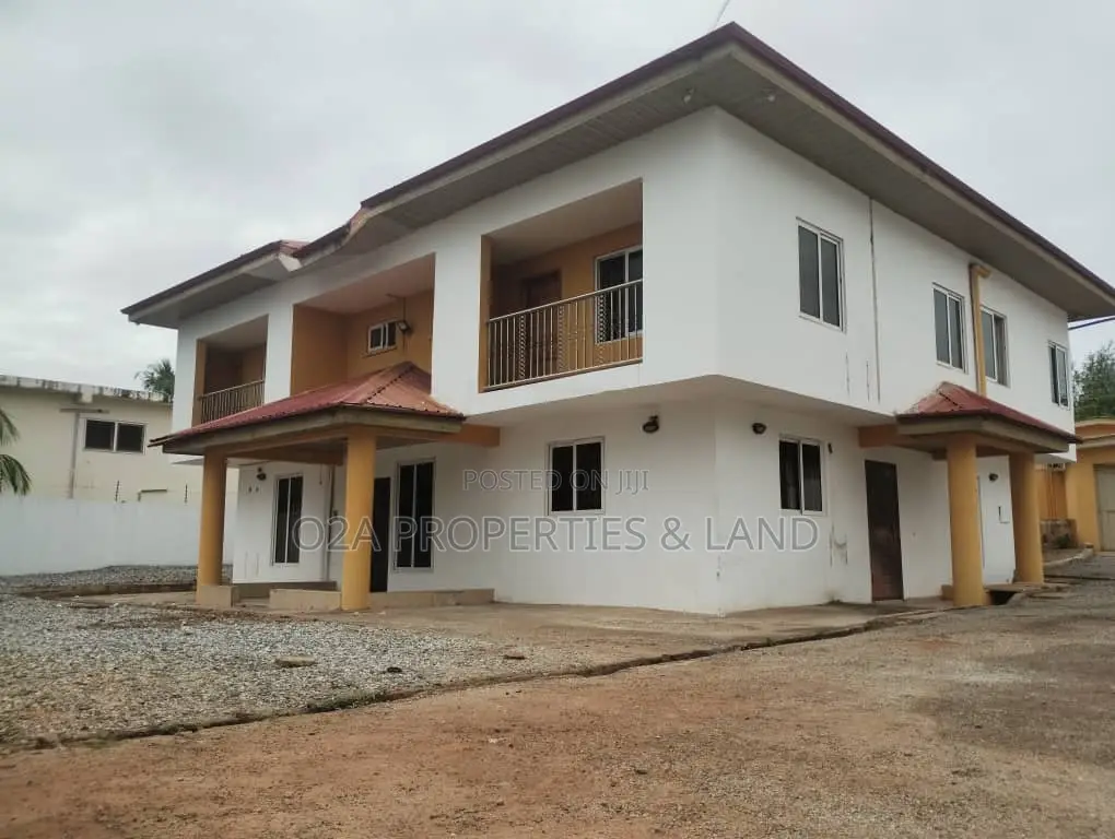4bdrm House in Tesano, Abeka for rent in Abeka