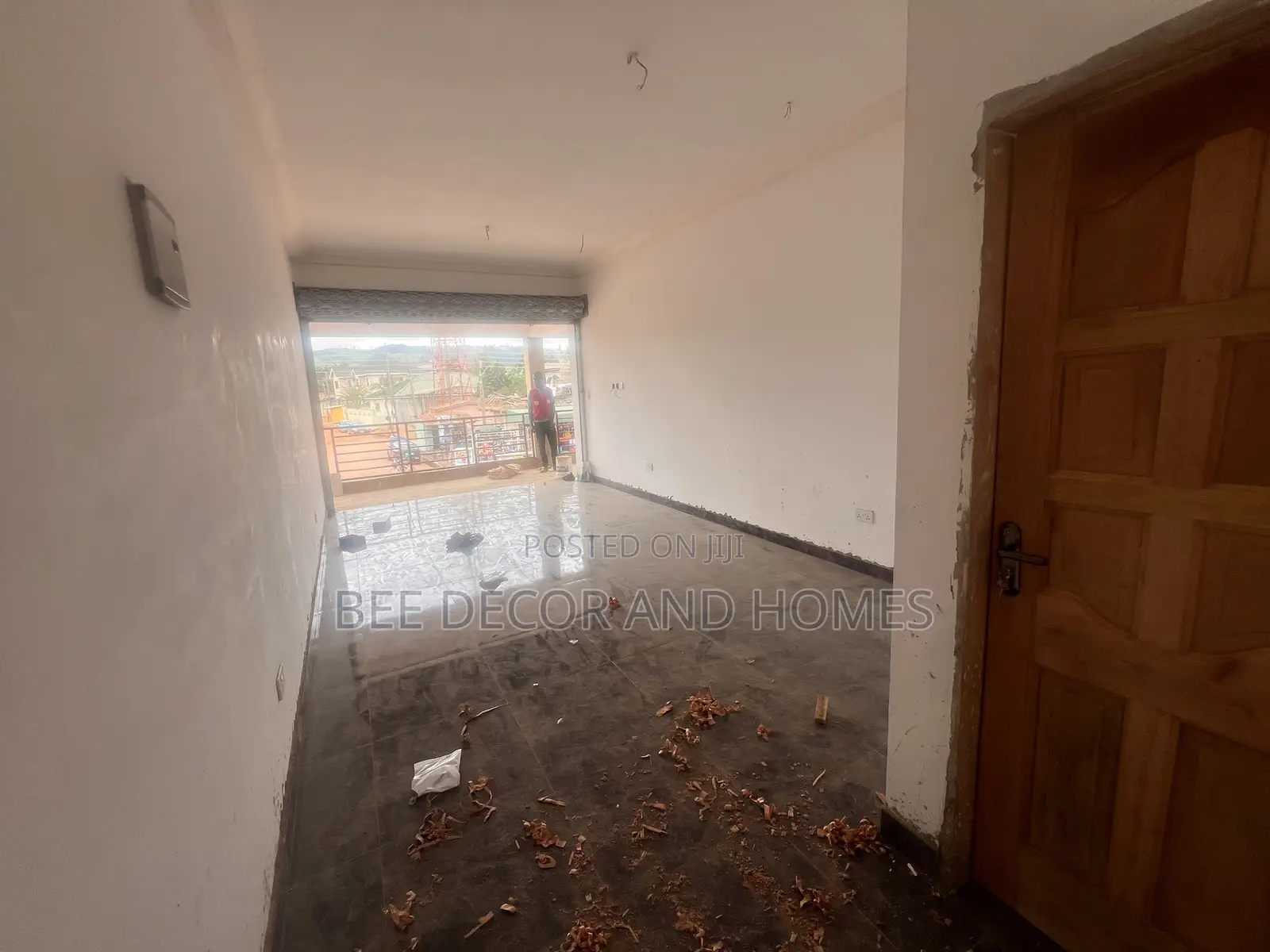 Shop at Teiman Station for Rent in Oyarifa