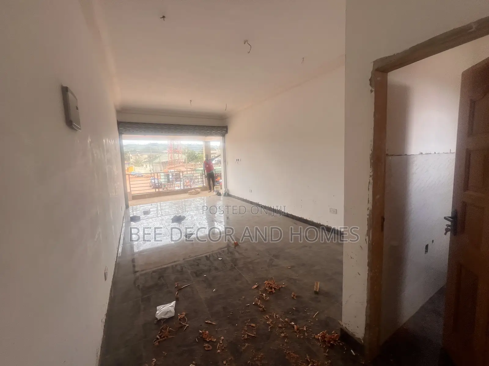 Shop at Teiman Station for Rent in Oyarifa