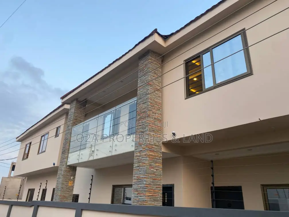 4bdrm House in East Airport for rent in Airport Residential Area