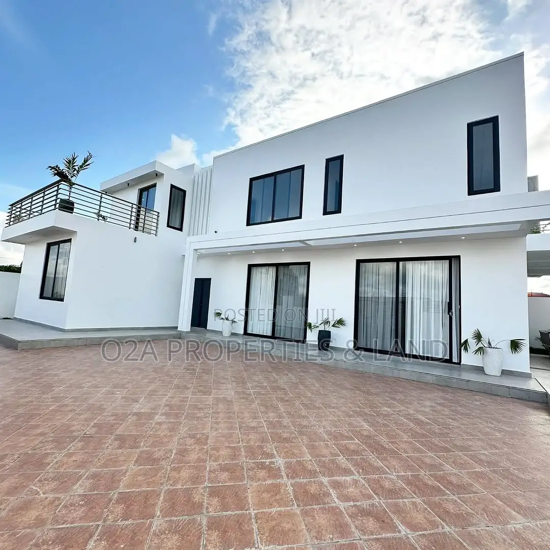 Furnished 4bdrm House in East Legon Hills for sale in New Legon
