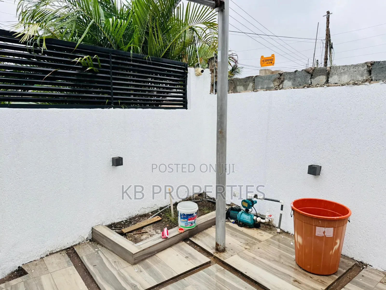 3bdrm House in Kb Properties, Spintex for sale in Spintex