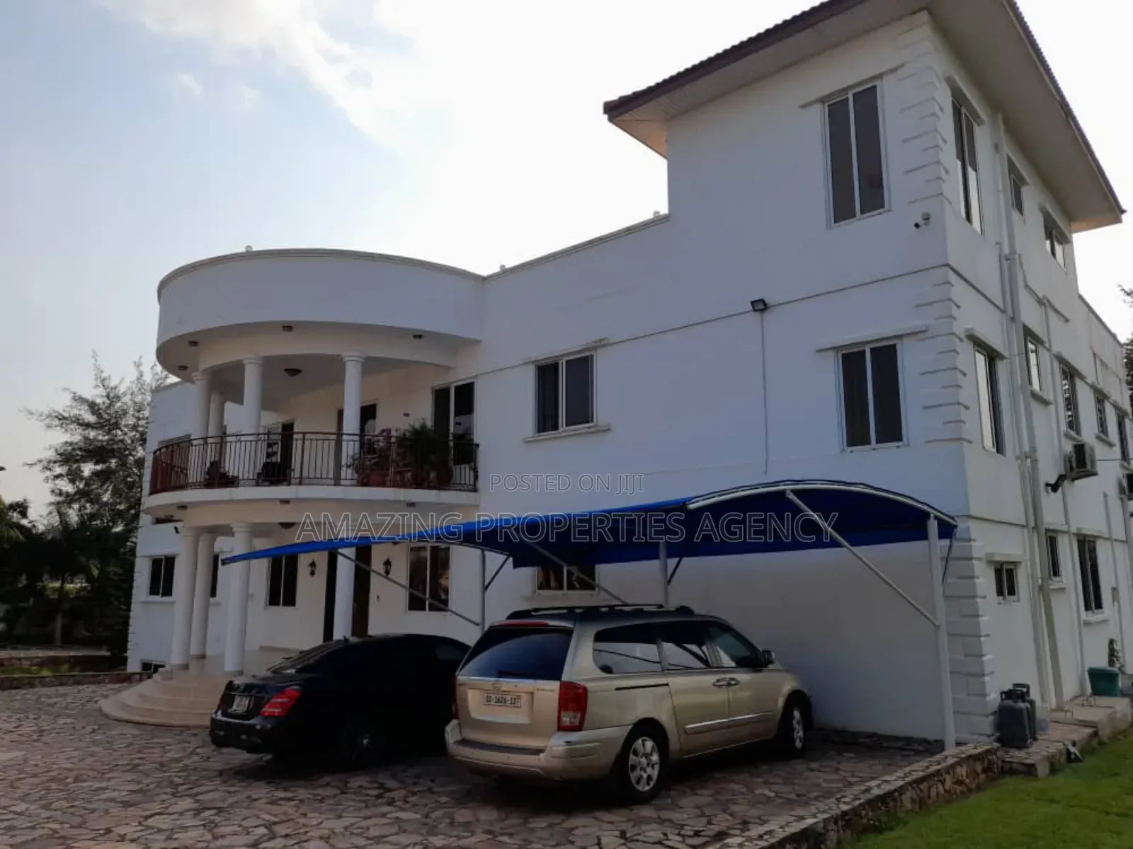 5bdrm House in Aburi for sale in Aburi