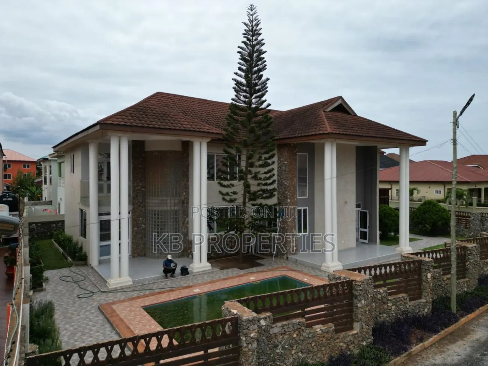 5bdrm Mansion in Kb Properties, Spintex for rent in Spintex