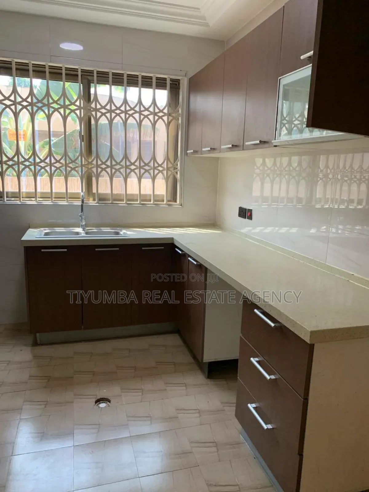2bdrm Apartment in Tiyumba Agency, North Legon for rent in North Legon