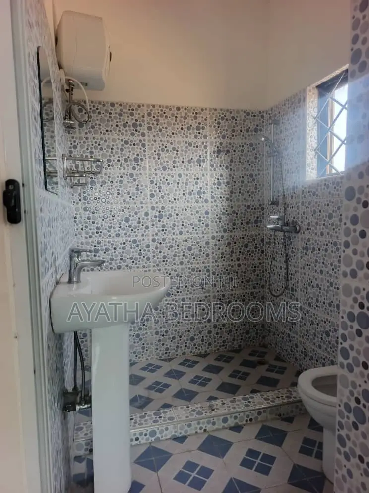 2bdrm Apartment in Modern Bedroom, Ledzokuku-Krowor for rent in Ledzokuku-Krowor