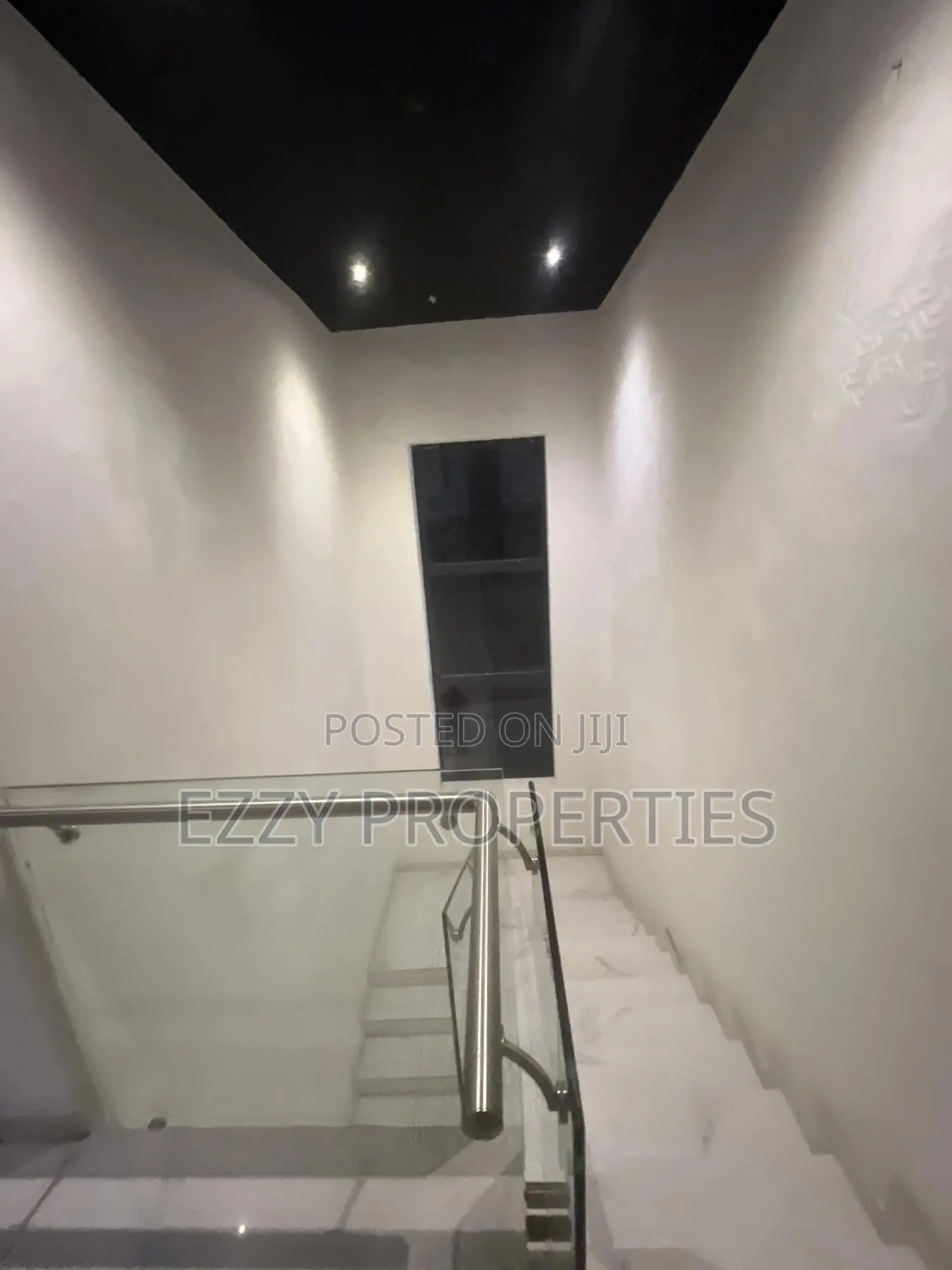 4bdrm Duplex in East Legon Ars for rent in East Legon