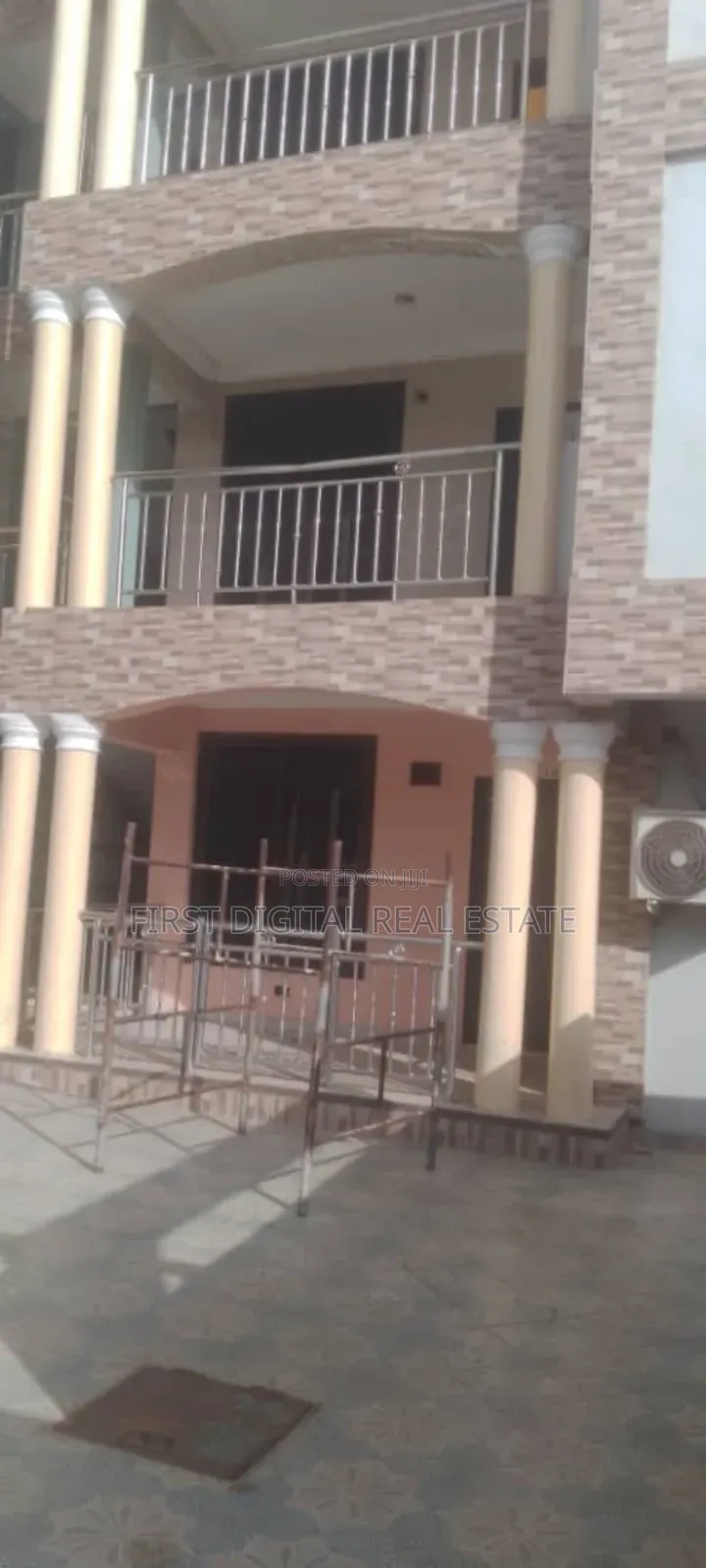 Two Bedroom Apartment for 12 Months Rent at SCC in West Hills Mall Area