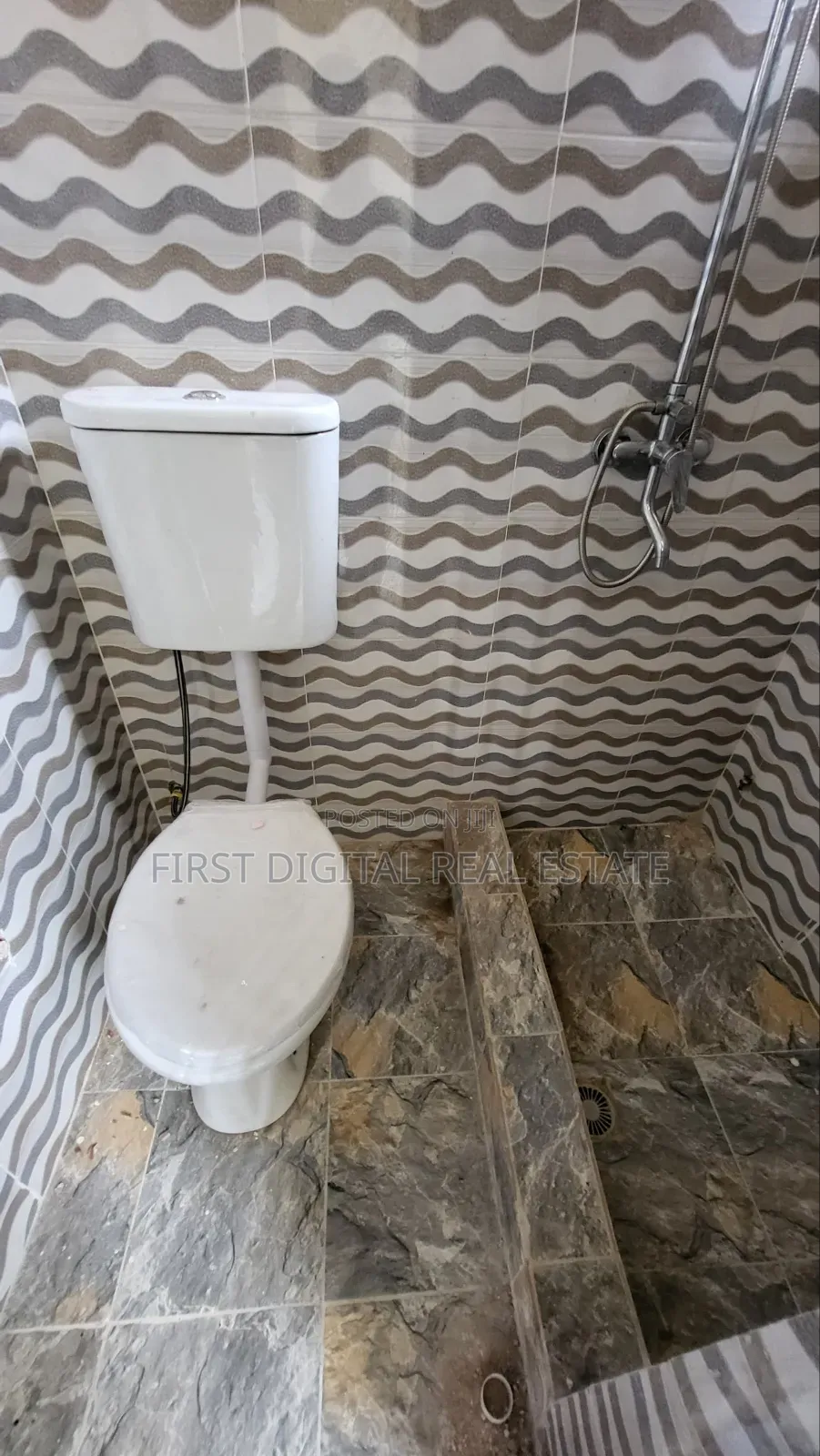 Two Bedroom Apartment for 12 Months Rent at SCC in West Hills Mall Area