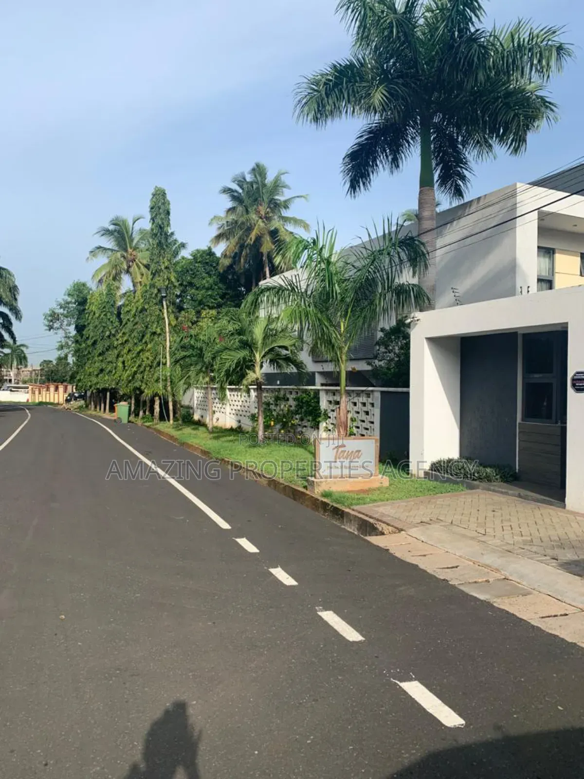 4bdrm House in Airport Residential Area for sale in Airport Residential Area