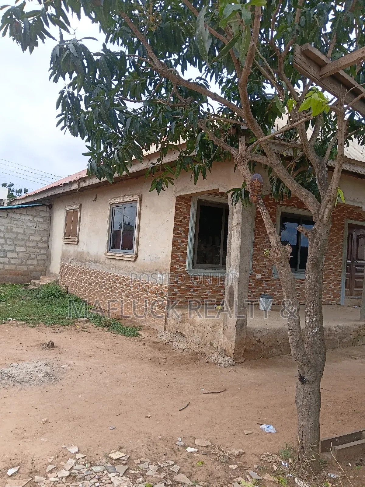 3bdrm House in Lakeside Estate for sale in Lake Side Estate