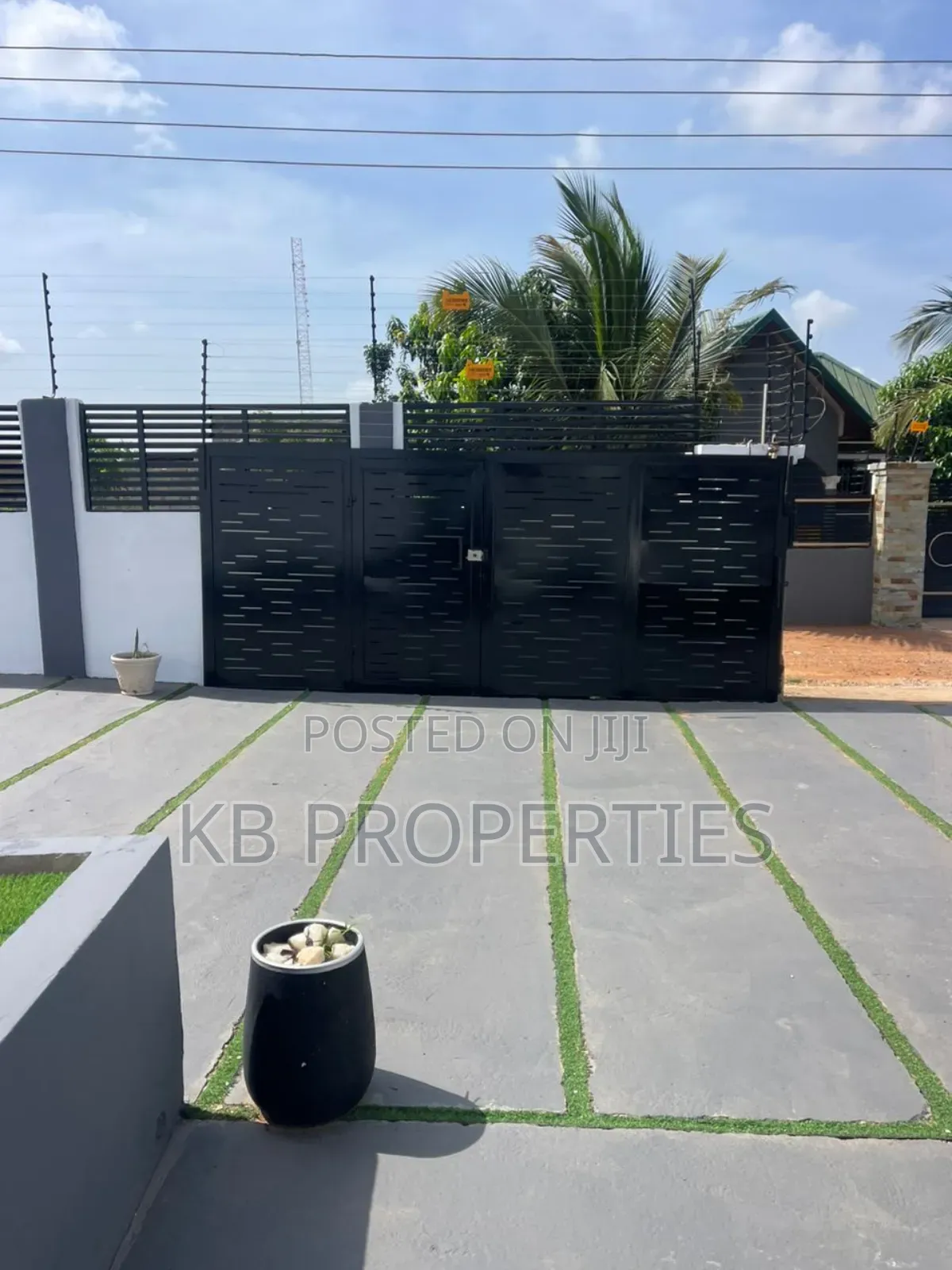 5bdrm House in Kb Properties, Community 25 for rent in Community 25