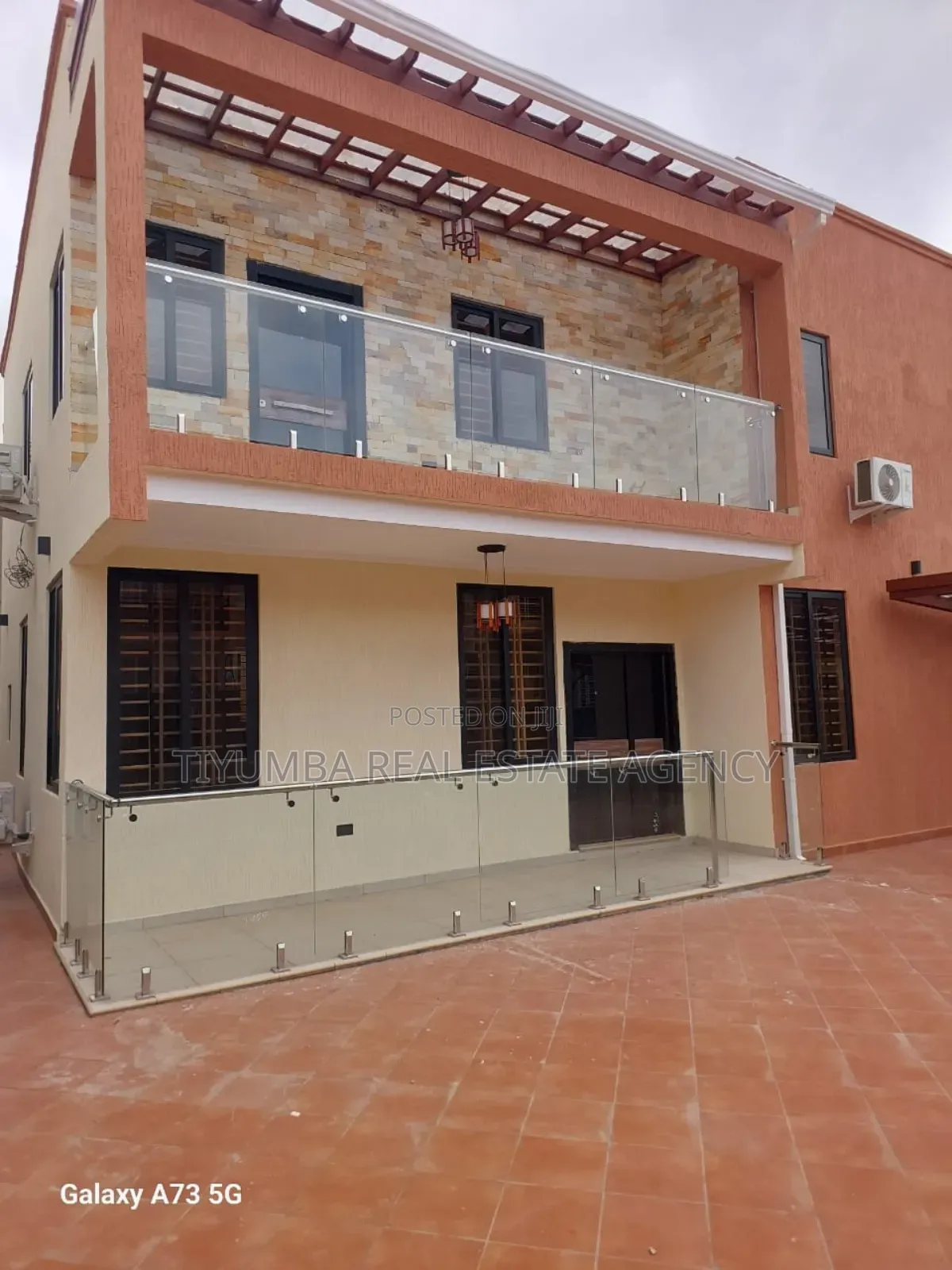 Furnished 4bdrm Duplex in Tiyumba Agency, Achimota for rent in Achimota
