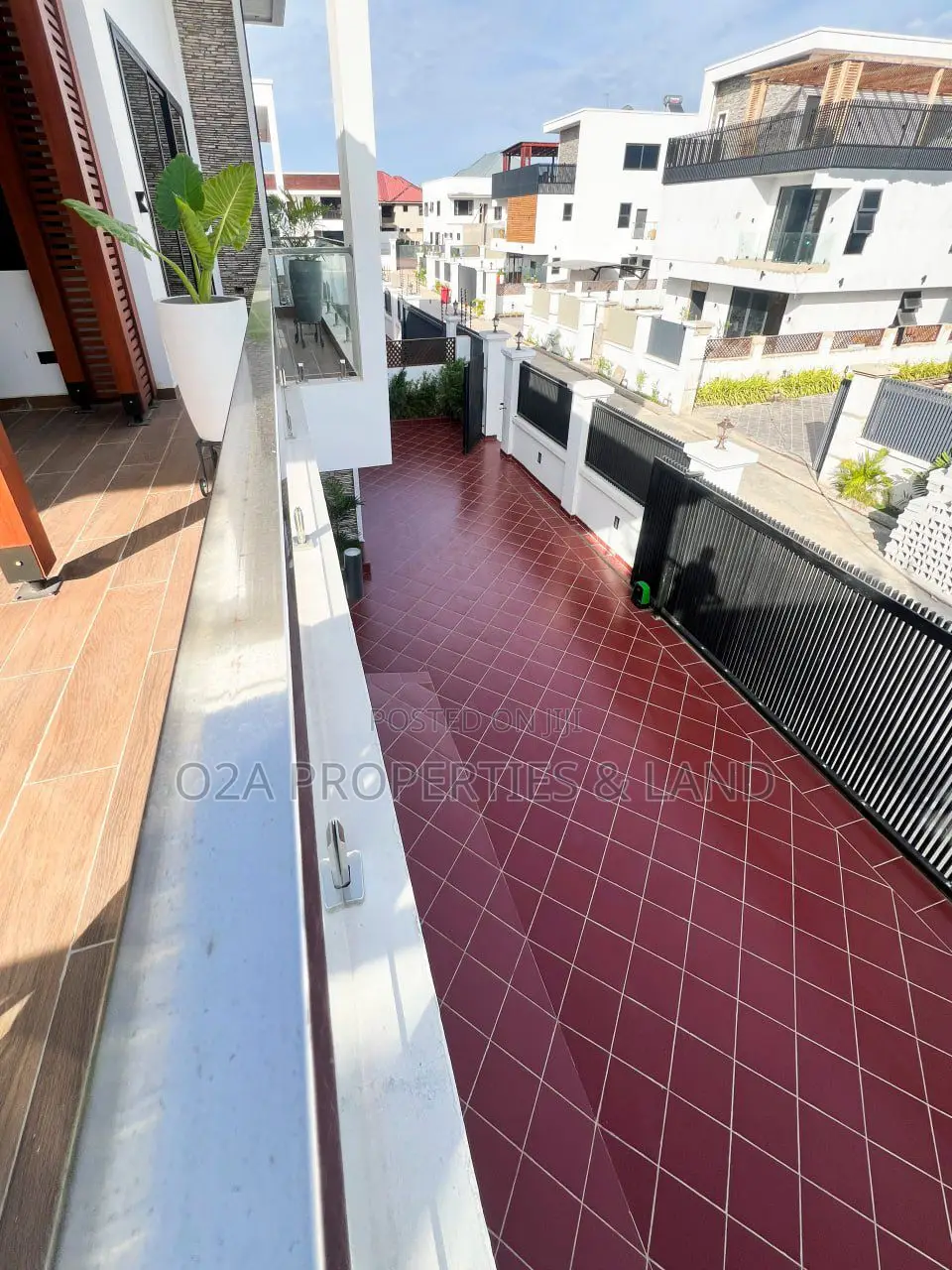 Furnished 4bdrm House in Sakumono Ss Estate for sale in Sakumono