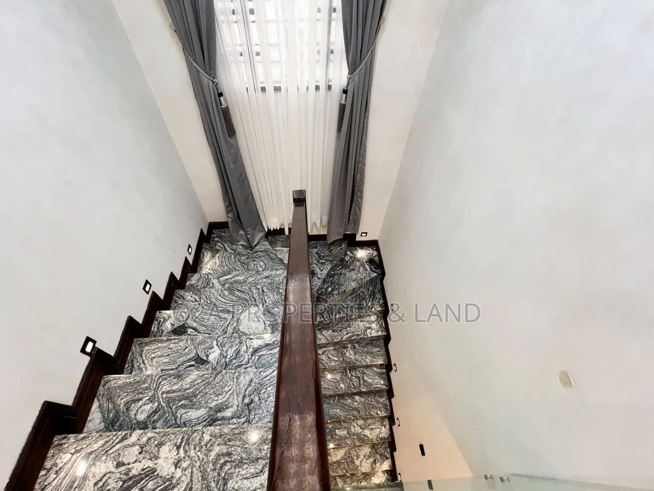 Furnished 4bdrm House in Sakumono Ss Estate for sale in Sakumono