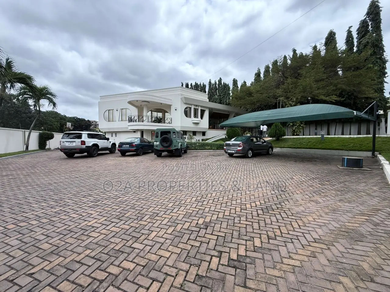 6bdrm House in Airport Residential for rent in Airport Residential Area