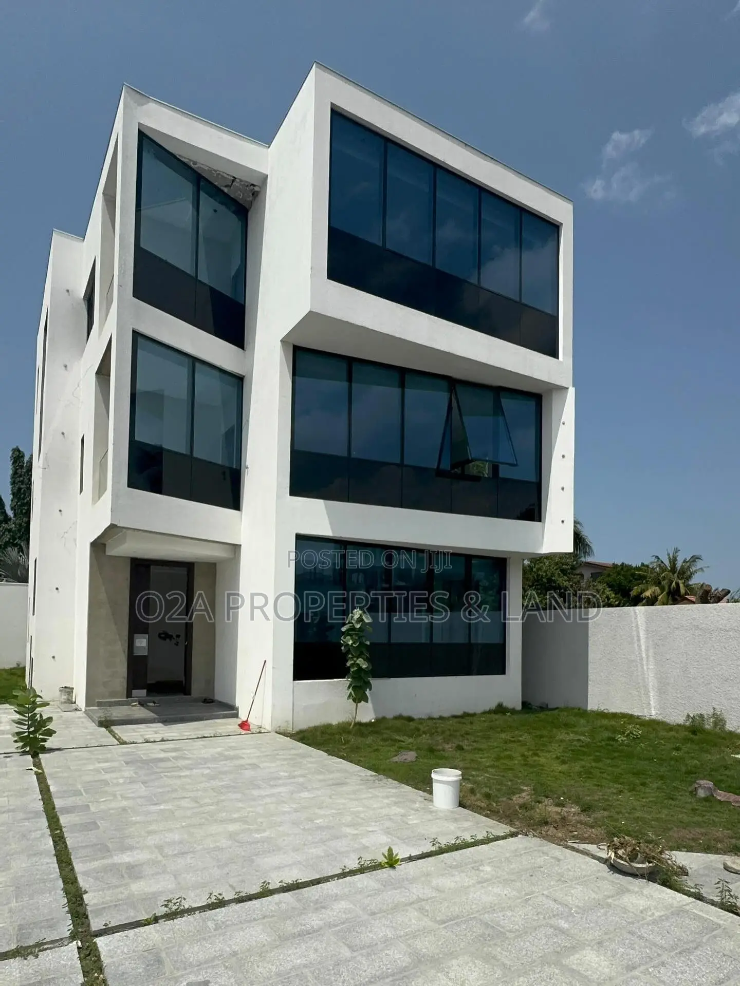 4bdrm House in Adjiringonor, Otano for rent in Otano