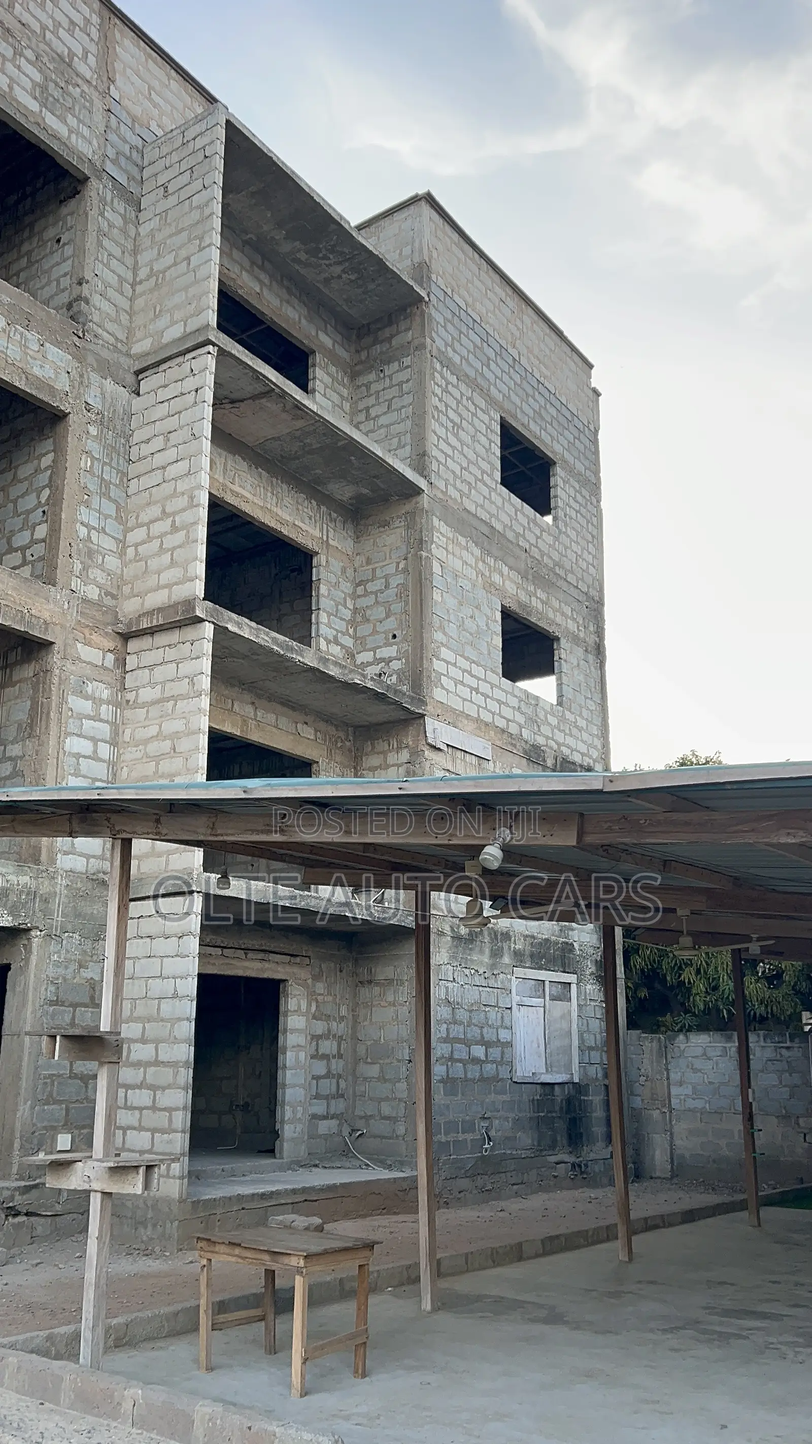 8bdrm Apartment in Ot Dream Auto, Spintex for sale in Spintex