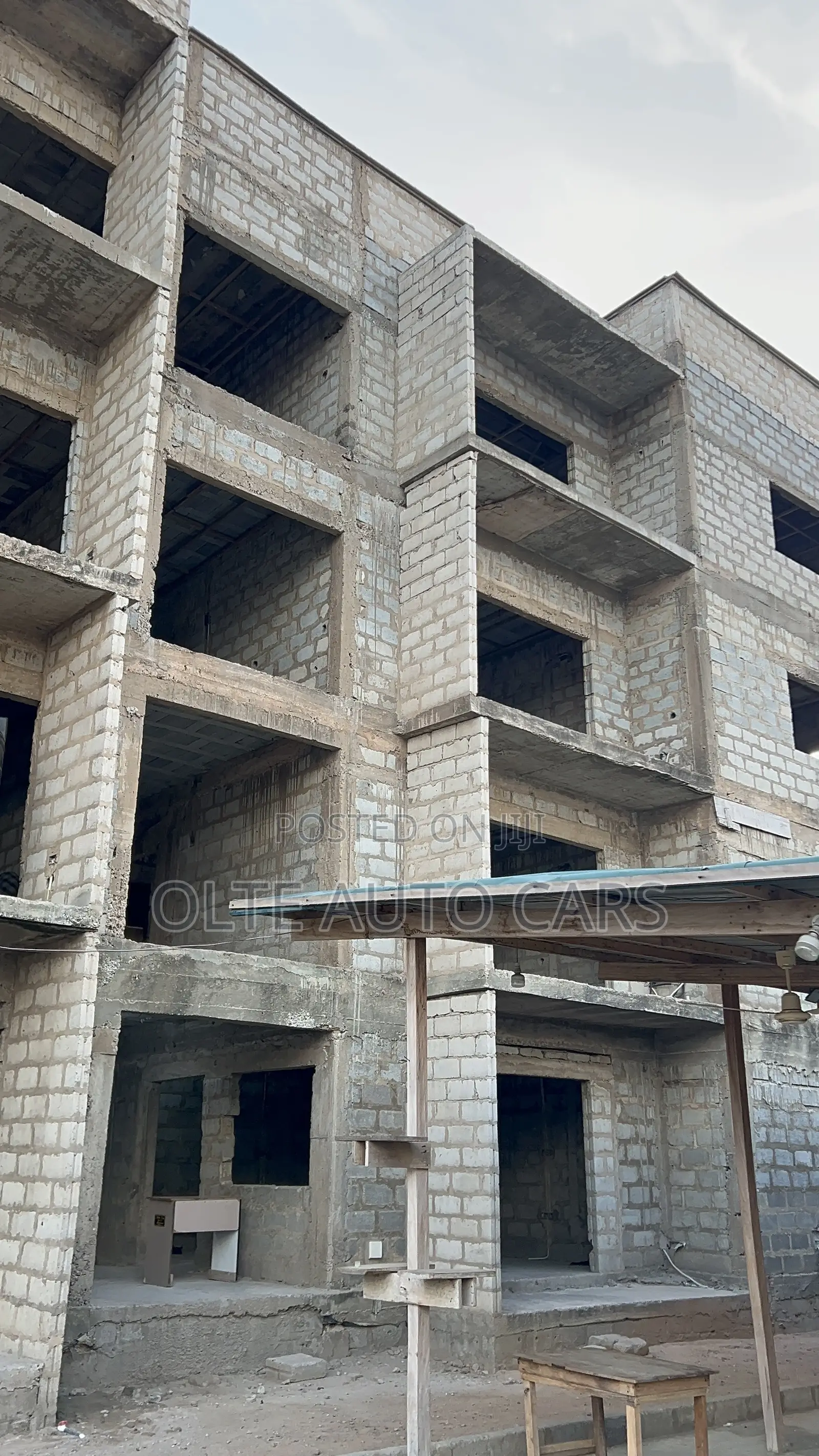 8bdrm Apartment in Ot Dream Auto, Spintex for sale in Spintex